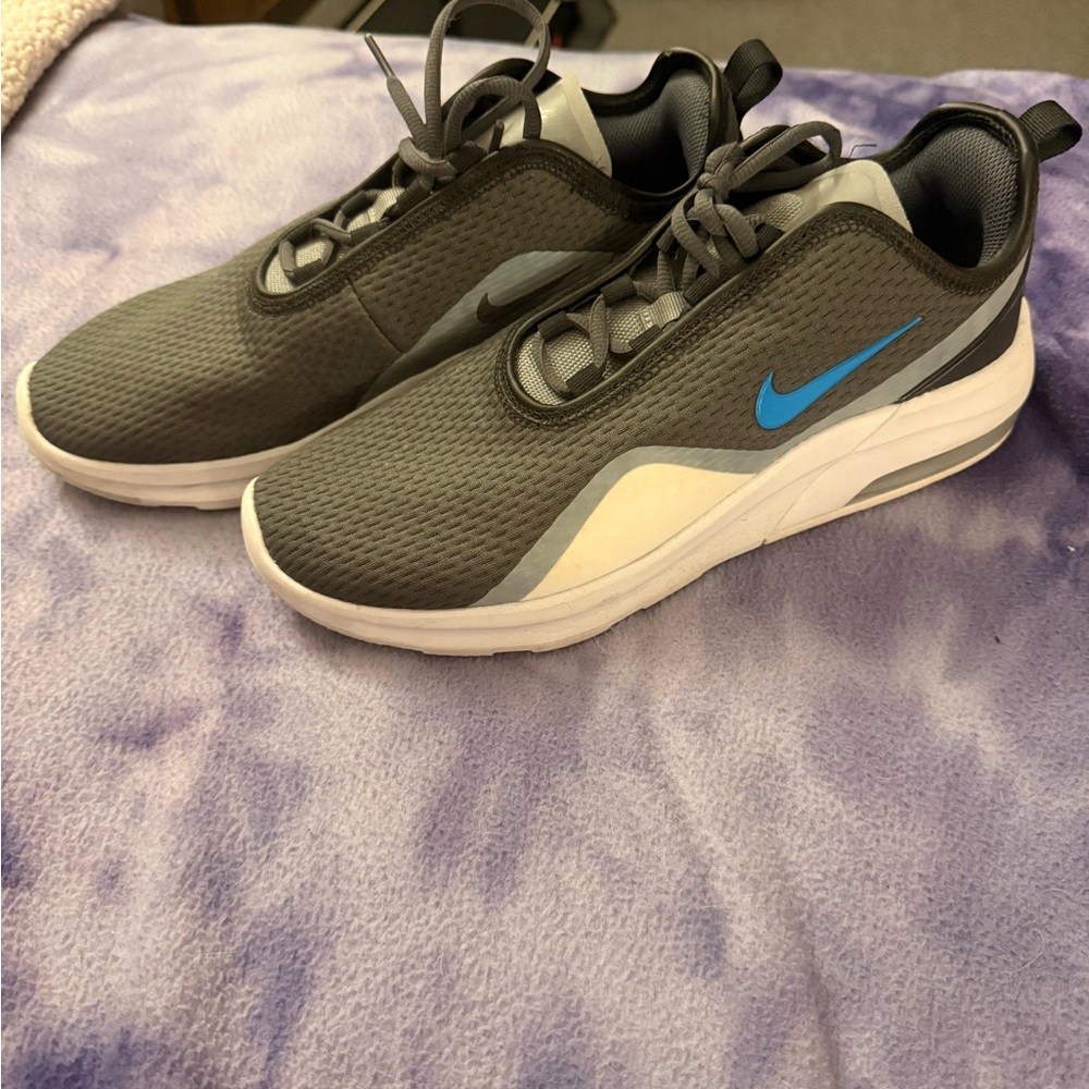 Nike Men's Gray and White Slip-On Sneakers - Picture 2 of 3